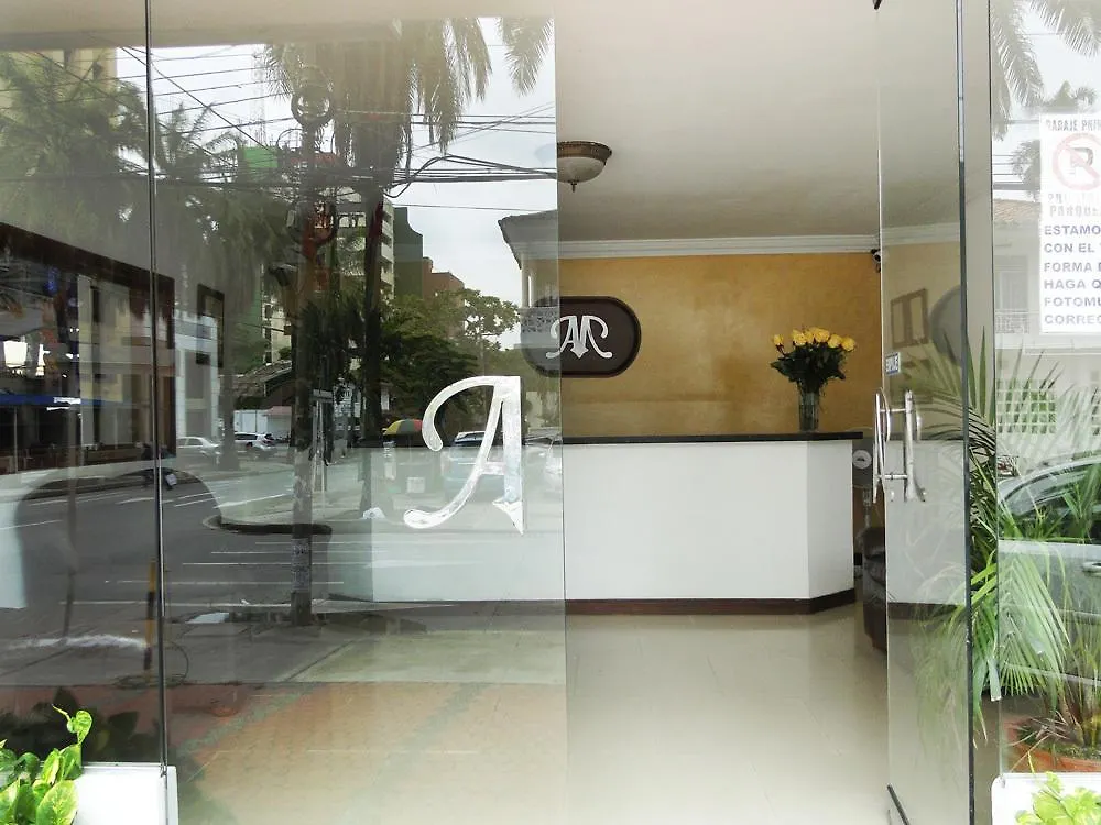 ApartaSuites Hotel Montecarlo Cali 3*,