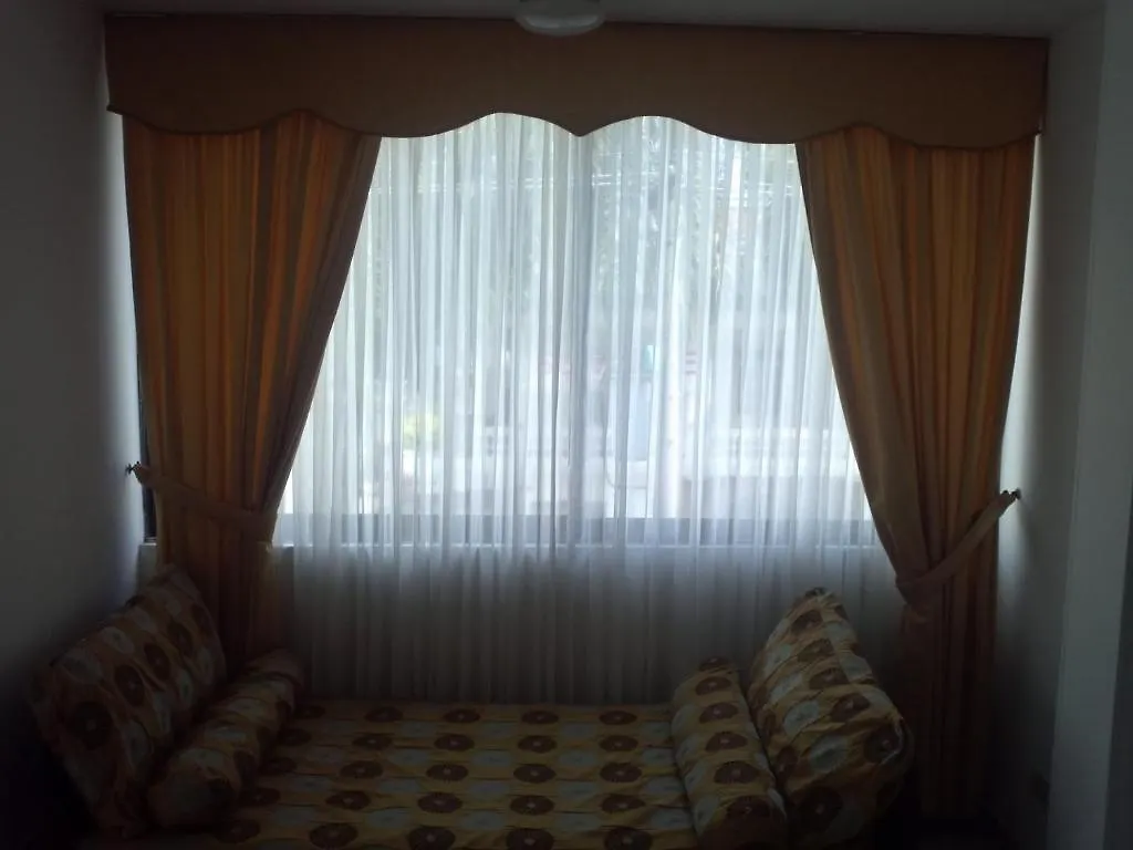 Apartahotel ApartaSuites Hotel Montecarlo Cali