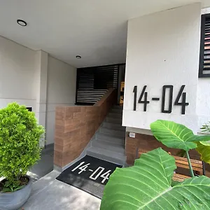 14-04 Hotel